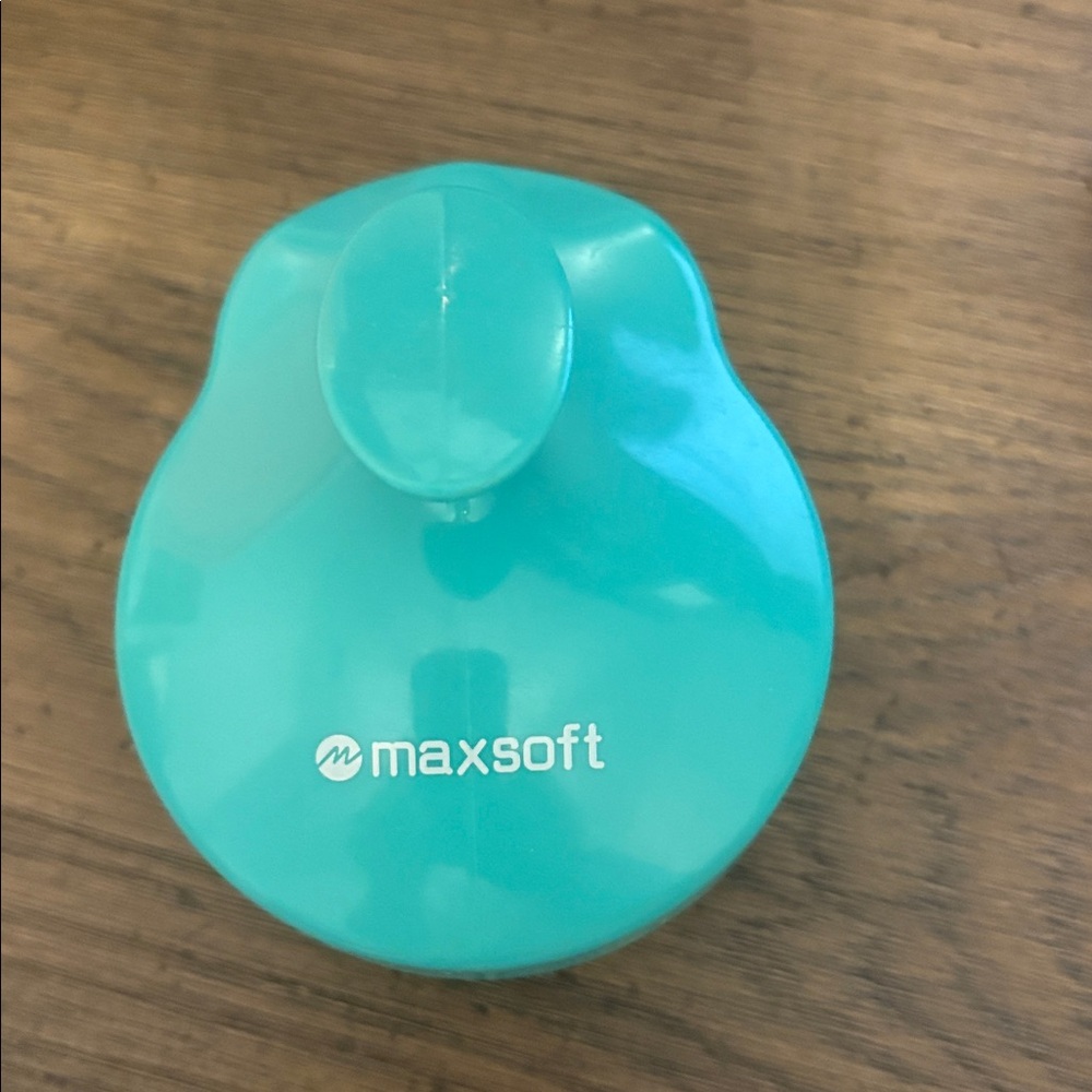 MAXSOFT ยท LIGHT GREEN SCALP SCRUBBER - Picture 5 of 5